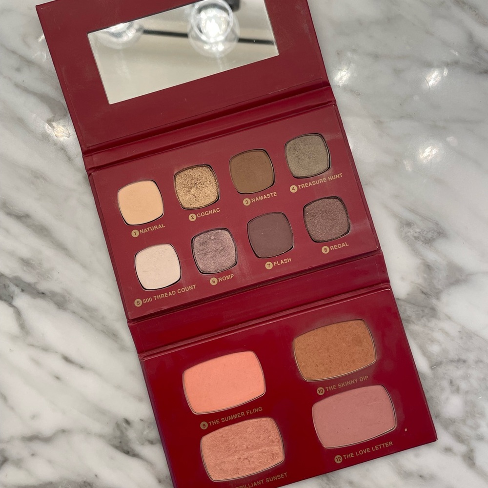 Bareminerals The Regal Wardrobe Palette